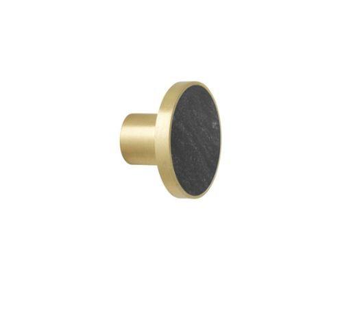 cuier-auriu-negru-din-alama-si-marmura-ale-large-ferm-living